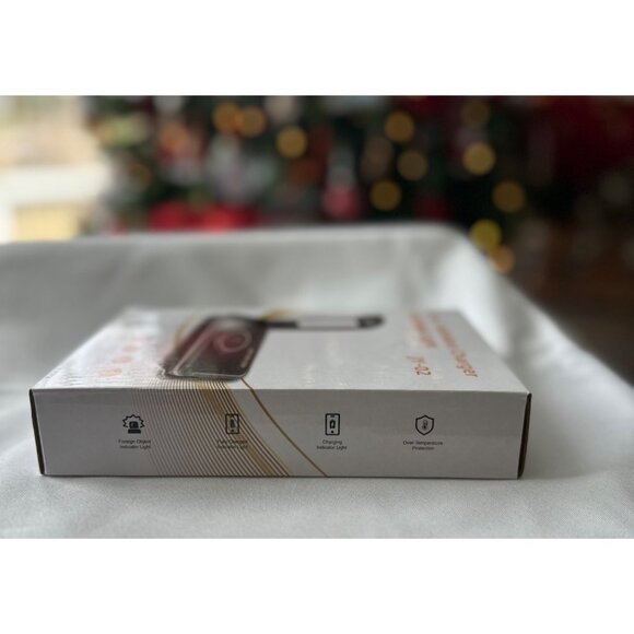 2-In-1 Wireless Charger & Book Light - Picture 3 of 3